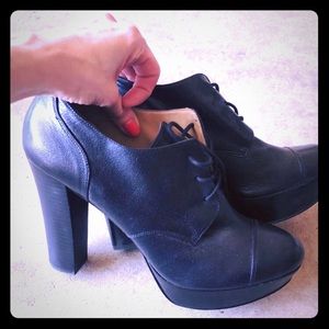 Women’s black laced platform heels